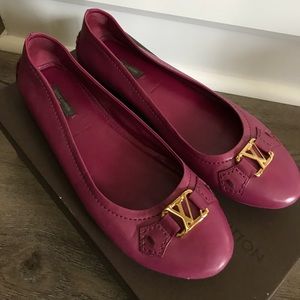 LOUIS VUITTON ballerina flats
